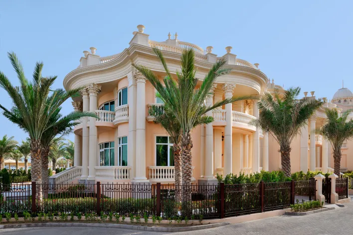 Buy independent house in dubai